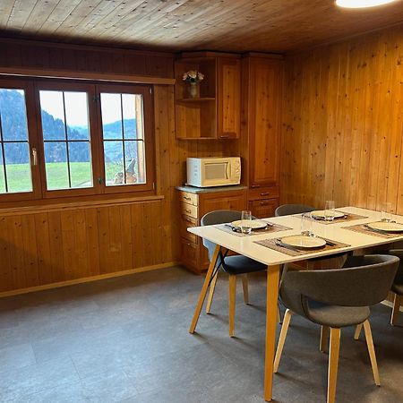 Latura - 3.5 Zimmerwohnung für 4 Personen, 80m2 Buchen im Prattigau Exterior foto