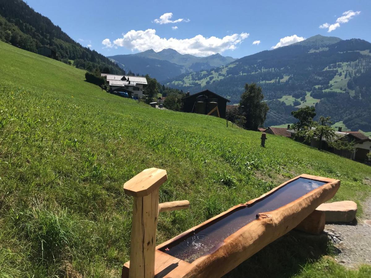 Latura - 3.5 Zimmerwohnung für 4 Personen, 80m2 Buchen im Prattigau Exterior foto