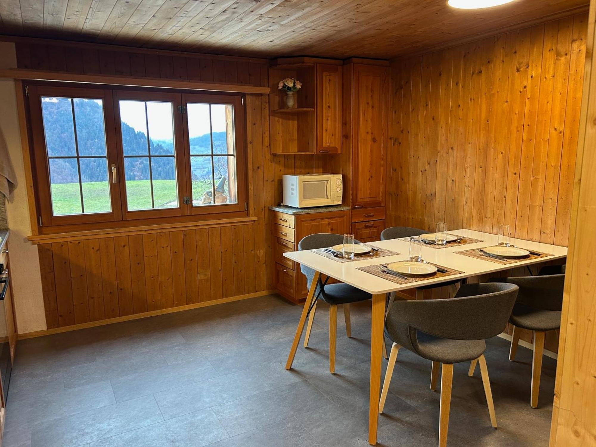 Latura - 3.5 Zimmerwohnung für 4 Personen, 80m2 Buchen im Prattigau Exterior foto